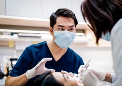 Implan Gigi Korea di My 'n Your Dentist