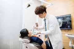 Implan Gigi di Brillo Dental Care