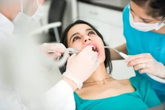 Pencabutan Gigi Dewasa - Kasus Sederhana di RRDC Dental Care