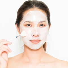 Facial Yogurth di Light Skin Clinic
