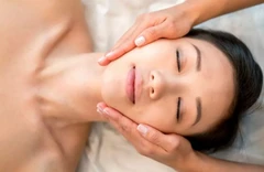 Acne Facial di Klinik Kecantikan dr. Erwin