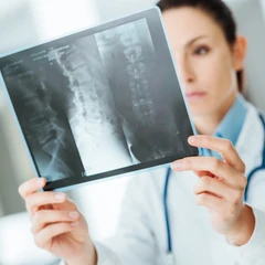 Pemeriksaan Lab Rontgen di FastMed