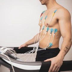 EKG Dengan Ekspertise Dokter Umum di Klinik Surya Medika