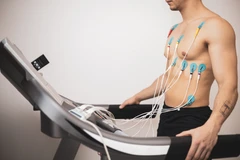 Pemeriksaan EKG di Klinik Dian