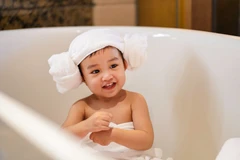 Massage Kids di Amnion Clinic