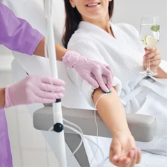 Injeksi Vitamin C di Klinik FIT