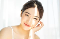 Home Care DNA Salmon di Klinik Glowing Anti Aging & Wellness