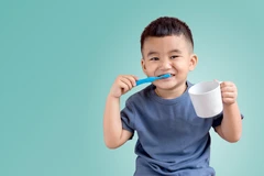 Tambal Gigi Komposit Anterior Anak (sederhana) di Kala Dental Studio