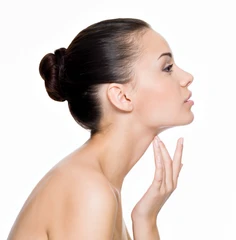 EVERSLIM Cheek/Chin (Slimming Treatment) di Foreverskin Clinic