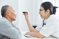 Tindakan RLE Toric Monofocal di Klinik Utama JHC (Kardia Eye Center)