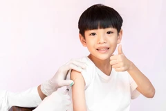 Paket Vaksin Meningitis (Formening 2 Tahun) + Influenza (Home Service) di Medizen Clinic