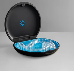 Retainer invisible per rahang di MedicaPro