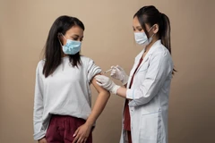 Vaksin Yellow Fever di MedicaPro