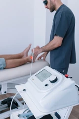 Physiotherapy RSWT (Radial Shock Wave Therapy) di AIC Physiotherapy Clinic