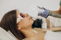 3 In 1 Pico Laser di B Clinic Slimming & Aesthetic