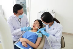 Cabut Gigi Dewasa di Micro Dental