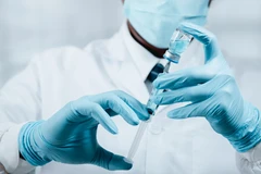 Vaksin TD di Kayu Manis Medical Center