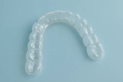 Retainer Removable - Clear di NUI Dental Studio
