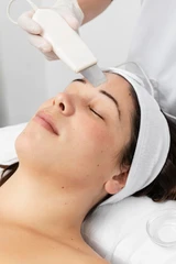Facial Glowing + Laser Underarm di Klinik Sehat Bahagia