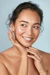 Be V-Shape (RF Double Chin + Meso Double Chin) di Klinik Sehat Bahagia