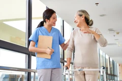 Pergantian Kateter di Klinik di NK Health