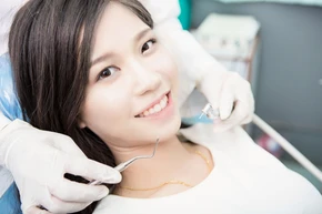 Bleaching gigi di SAVI Dental Care