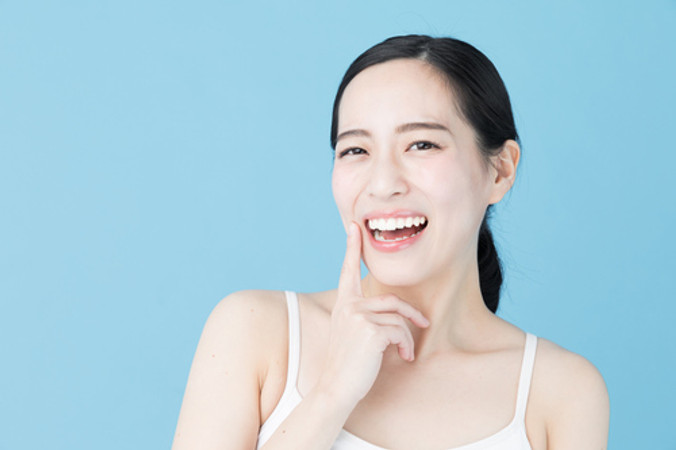 Direct Veneer Composite Non-Amaris 1 Gigi di Smile Up Dental Clinic
