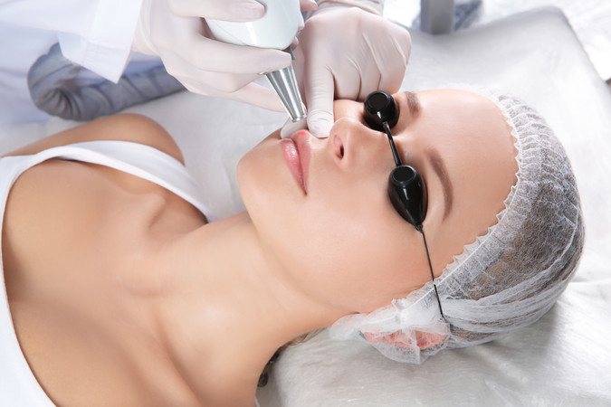 Eye Brightening Laser (Corporate Price) di Oriskin
