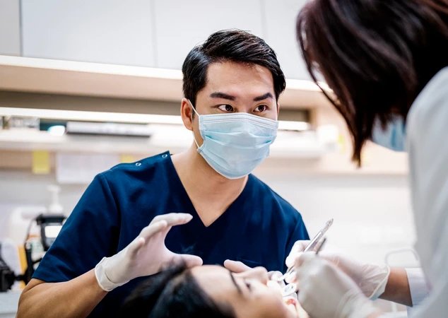 Implan Gigi Korea di My 'n Your Dentist