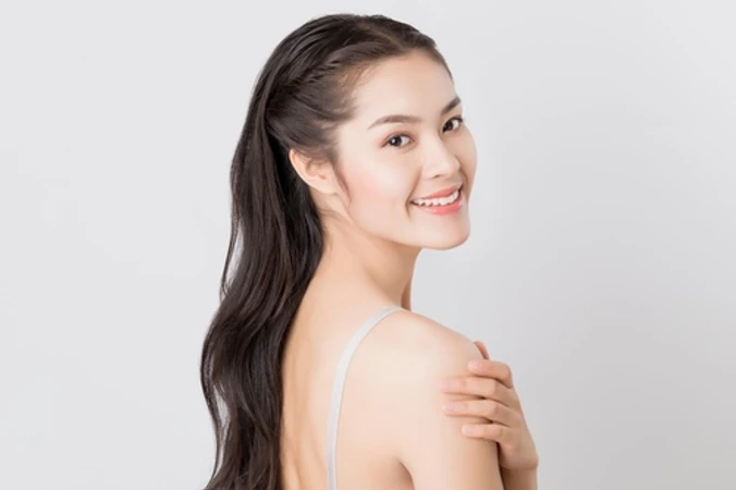 Peeling Brightening untuk Badan di Klinik Estetik Ambrosia