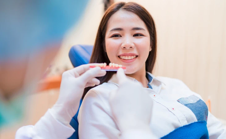 Bridge Akrilik di Empire Dental Studio
