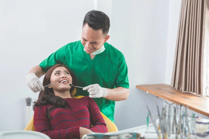 Cabut Gigi di Host Dental Clinic