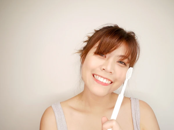 Pelepasan Behel + Scaling Gigi di Brillo Dental Care