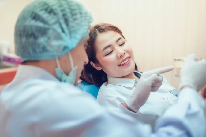 Tambal Gigi Komposit di Alea Dental