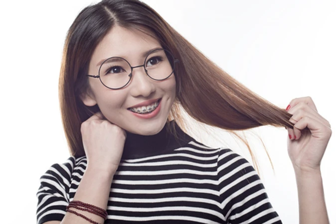 Pasang Behel Metal oleh drg. Umum di King Dental