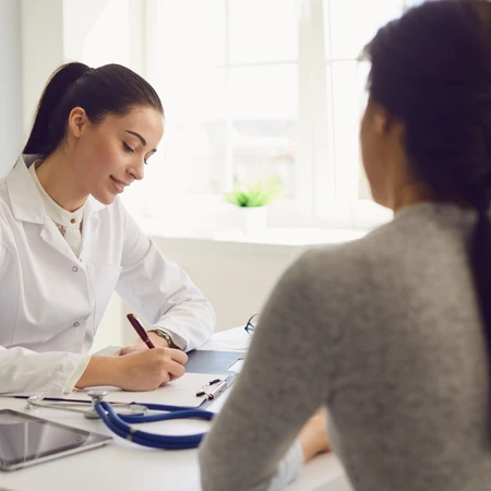 Pemasangan Implant di Abigael Maternity Clinic