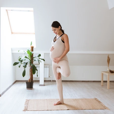 Prenatal Yoga Private Per Bulan di Abigael Maternity Clinic
