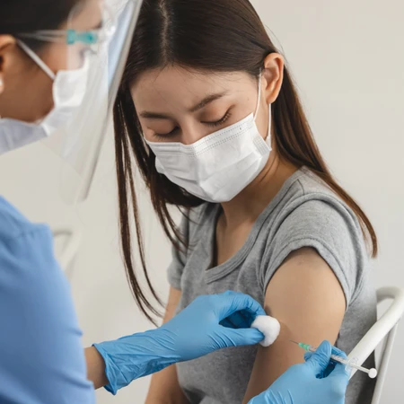 Home Service JADETABEK: Vaksin HPV 4 Strains 1 Dosis di Klinik Glowing Anti Aging & Wellness