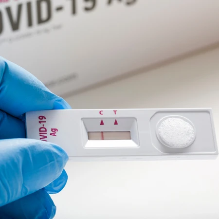 Antigen di Klinik Glowing Anti Aging & Wellness