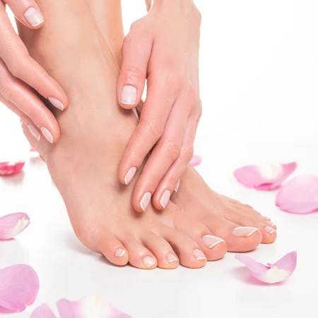 Treatment Foot Peel di Light Skin Clinic