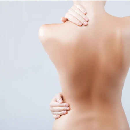 Treatment Back Peel di Light Skin Clinic