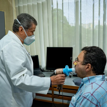 Pemeriksaan Spirometri di Amalia Medical Center