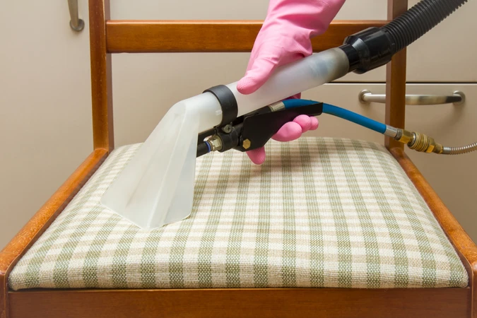 Deep Washing Kursi Makan + Senderan di Robo Cleanup