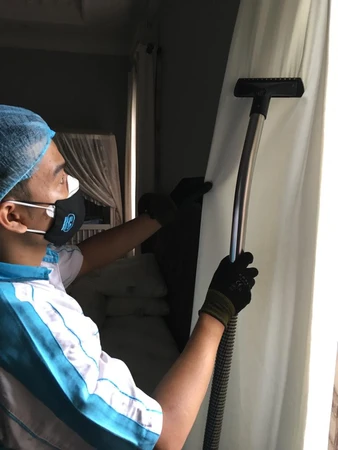 Hydrovacuum Gordyn Lurus /m2 + Vitrage di Robo Cleanup