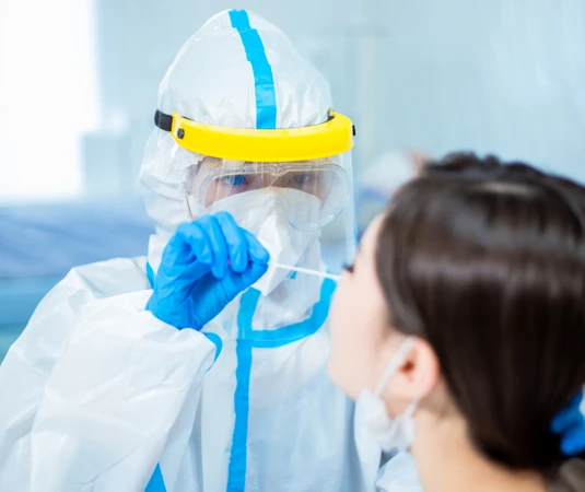 Home Service Swab PCR di Cakra Medika