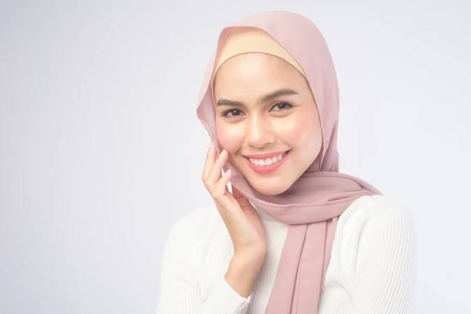 Pluryal Mesoline Super Glowing di Klinik Estetik Ambrosia