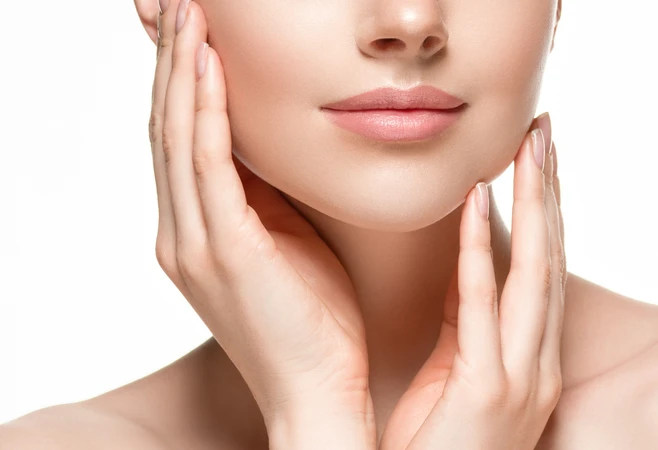 Facial Acne + IPL Acne + Oxyfacial di Muvia Skin Clinic