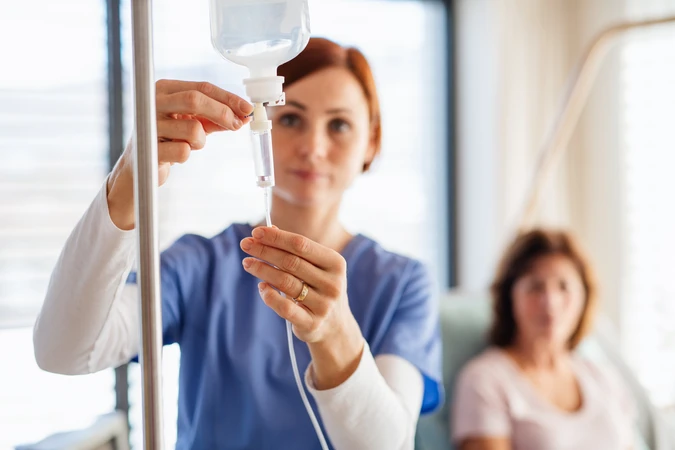 Infus Kolf/100cc untuk Atasi Dehidrasi di Klinik Vita Sehat